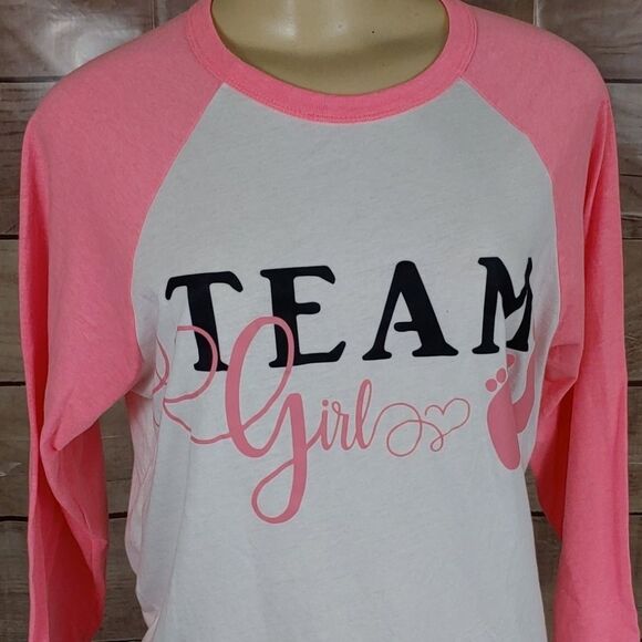 Team Girl baseball tee Size Medium PRICE FIRM 💥 - Picture 3 of 9